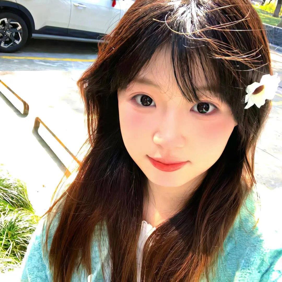 秋霞